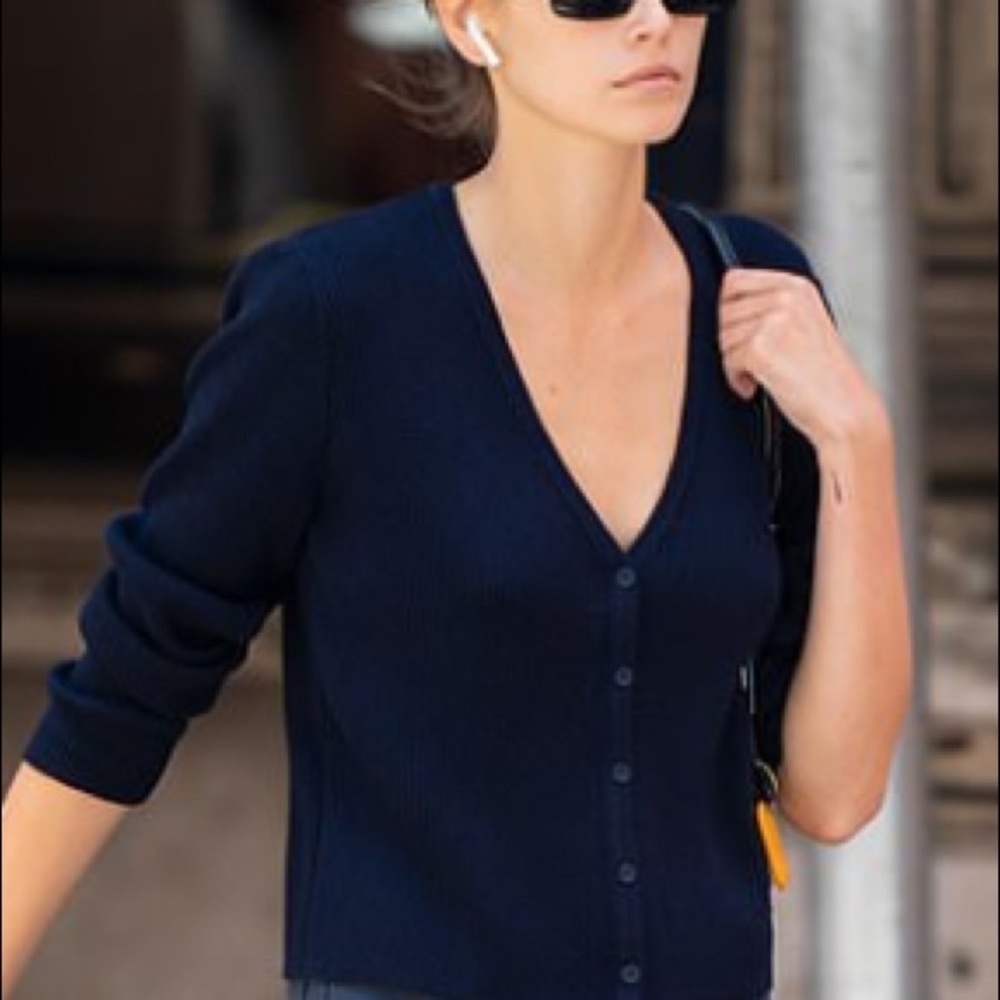 EXTRA FINE MERINO CARDIGAN